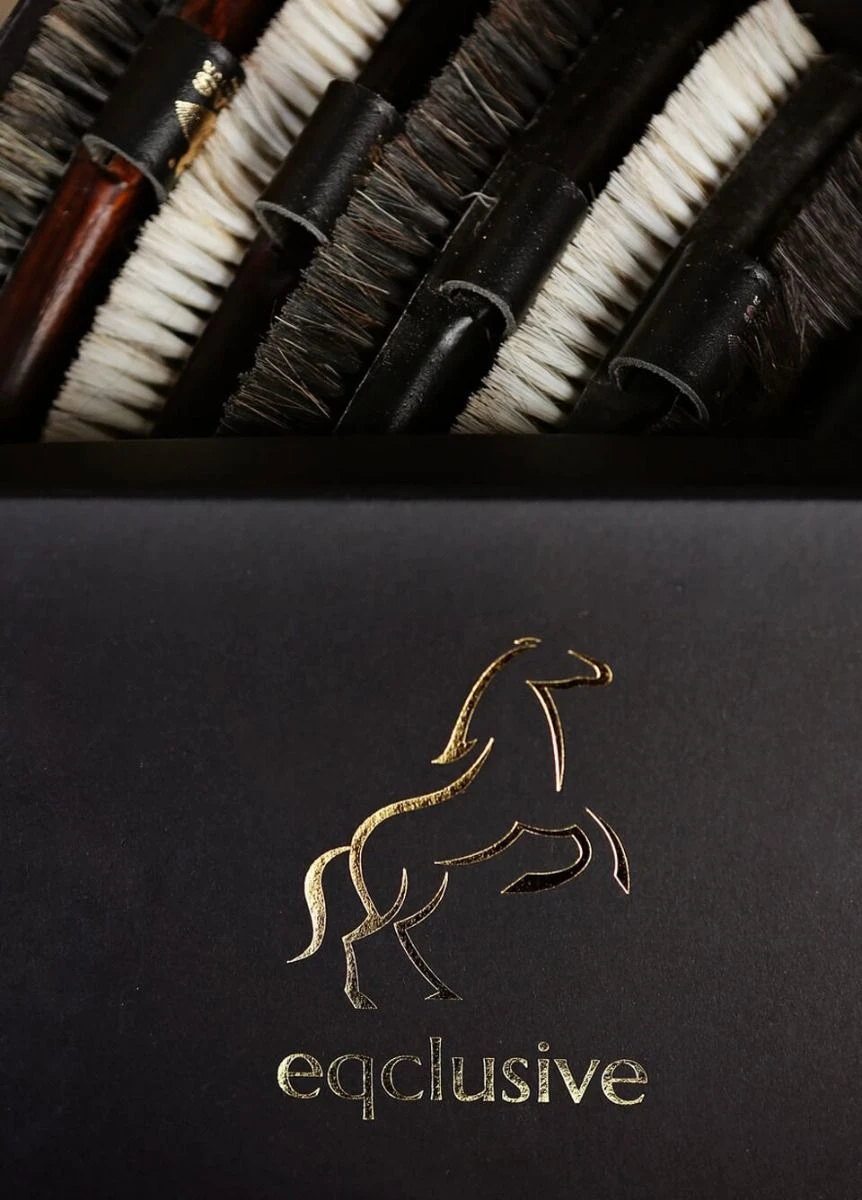 Eqclusive Brush Set For Black/Bays