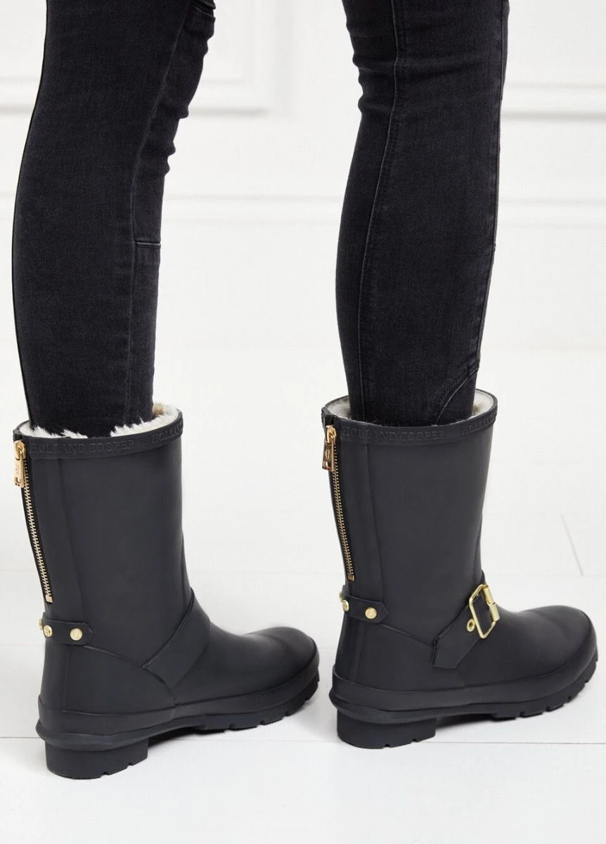 Holland Cooper Sherpa Lined Chelsea Wellington - Matte Black - Image 6